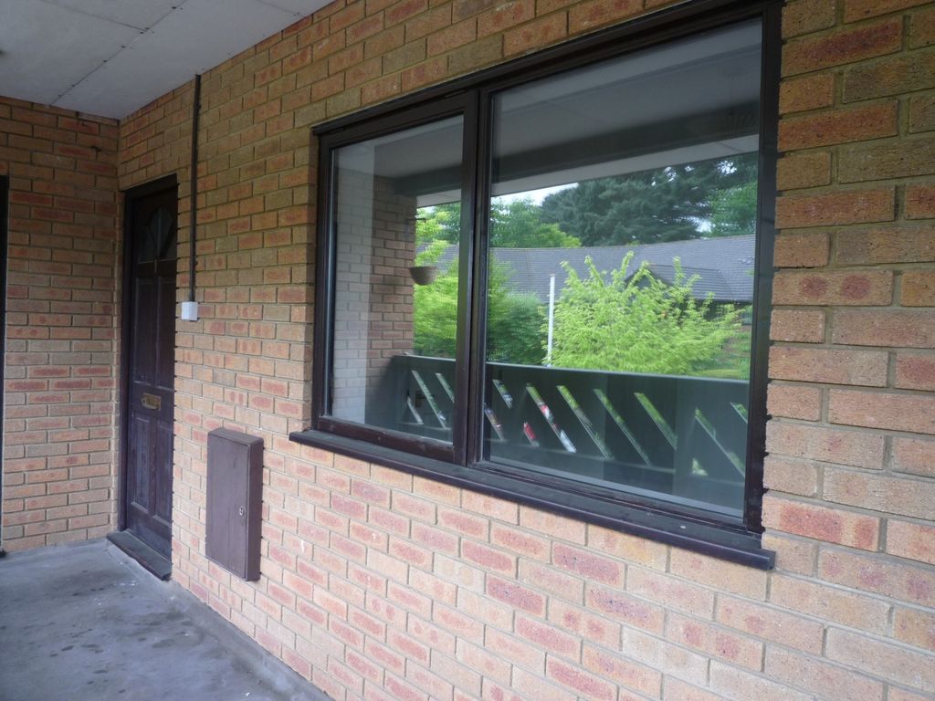 Property photo 1 of 6 External (Main)