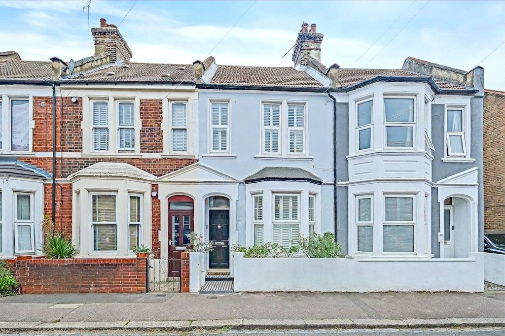 Property photo 1 of 10 Picture No. 12
