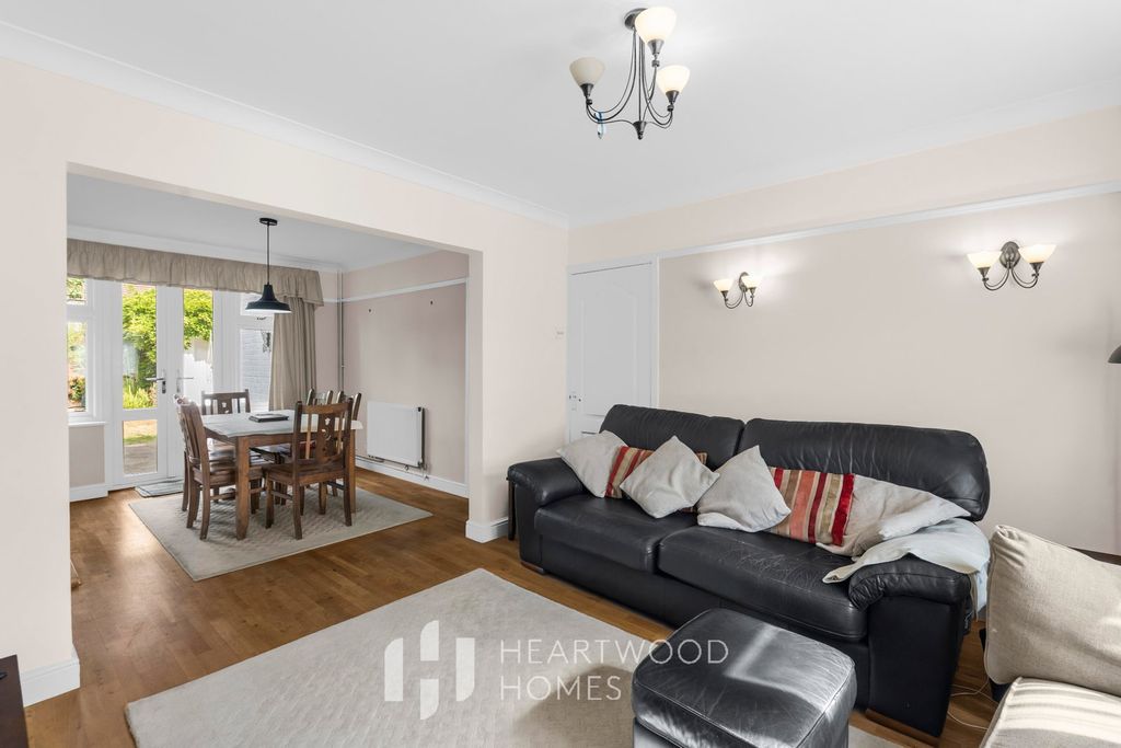 Property photo 3 of 17