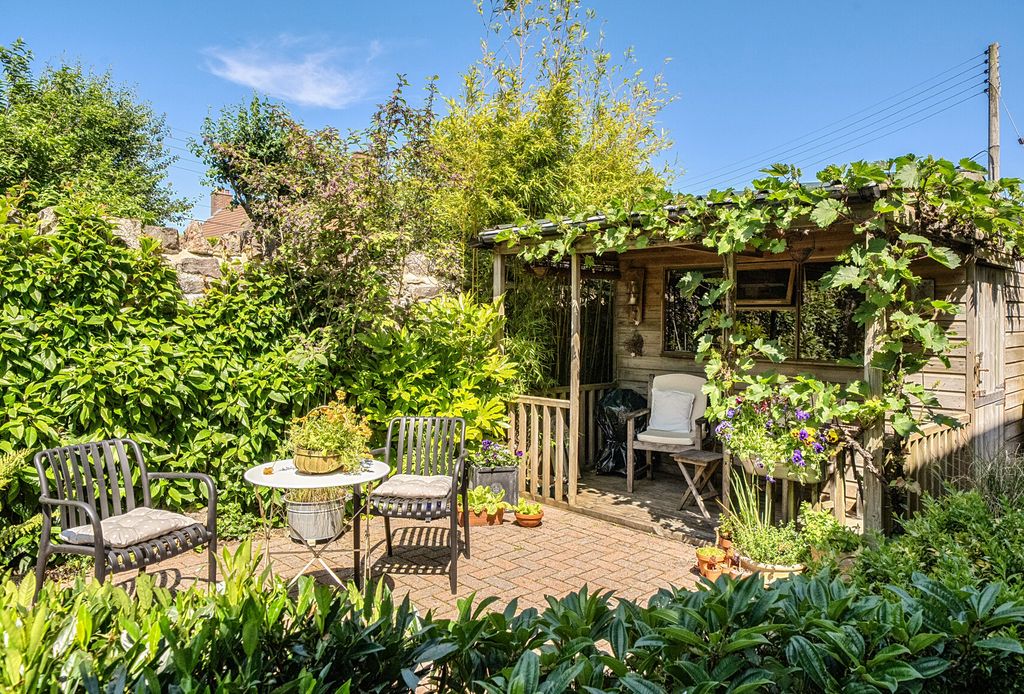 Property photo 1 of 23 1482785-3-6A3E616...