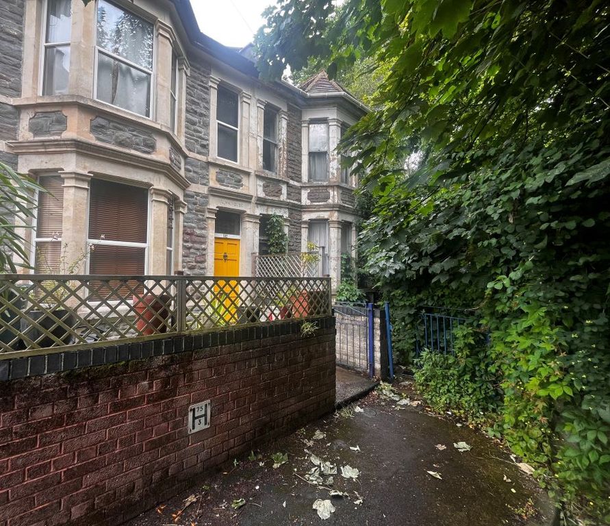 Property photo 1 of 13