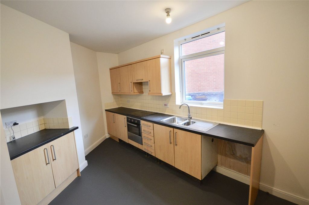 Property photo 2 of 7 Picture No. 20