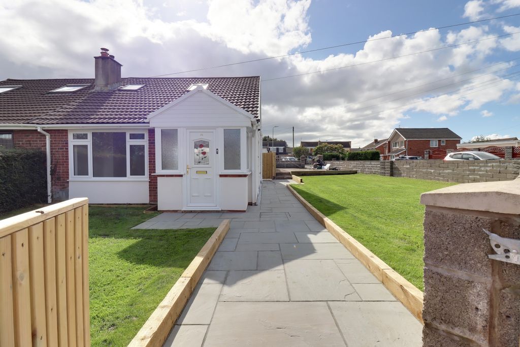 Property photo 1 of 17 Front