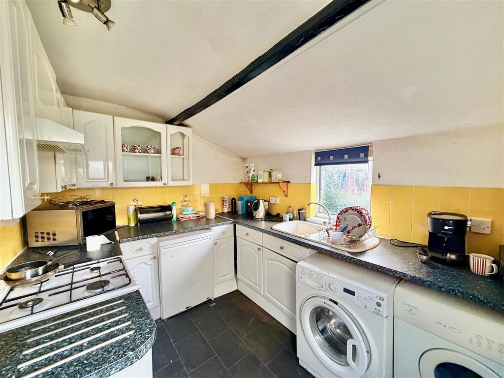 Property photo 2 of 8 Img_2874.Jpeg