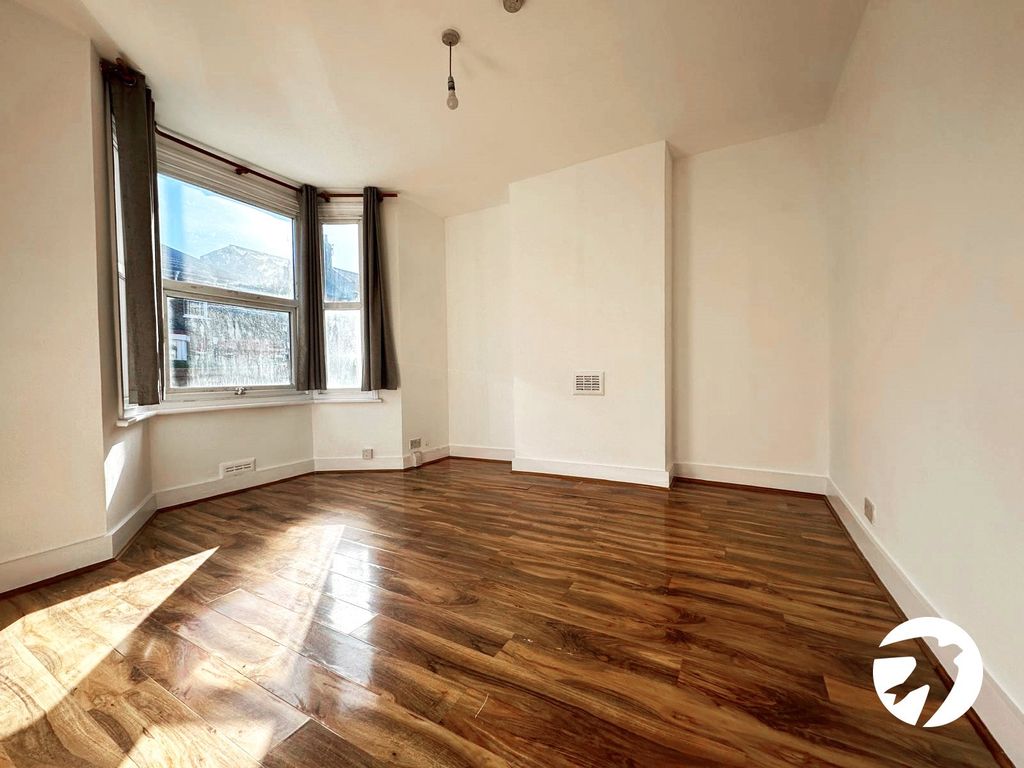 Property photo 2 of 16 Picture 2