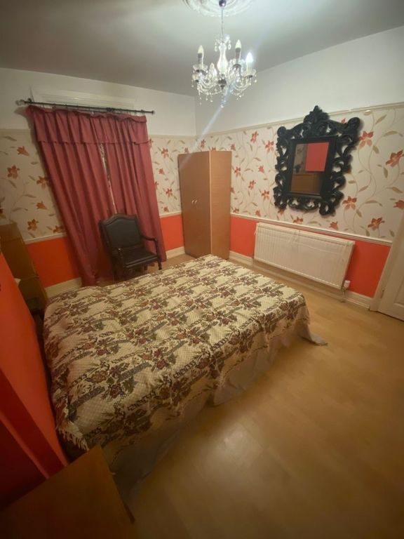 Property photo 2 of 3