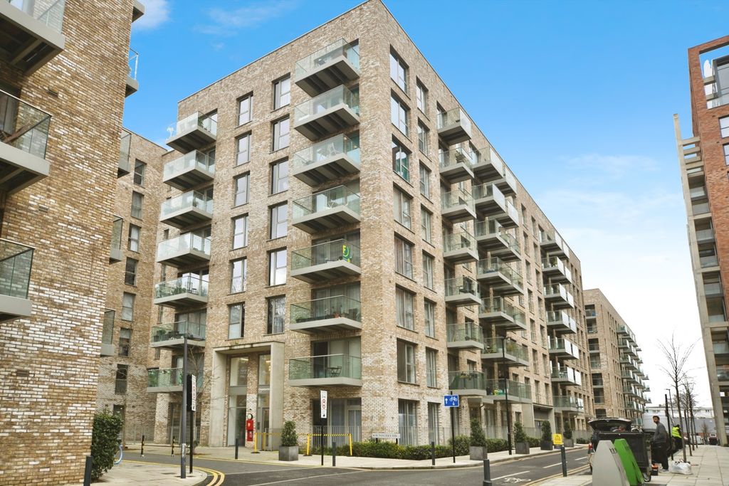 Property photo 1 of 19 Pbox-Img.Jpg