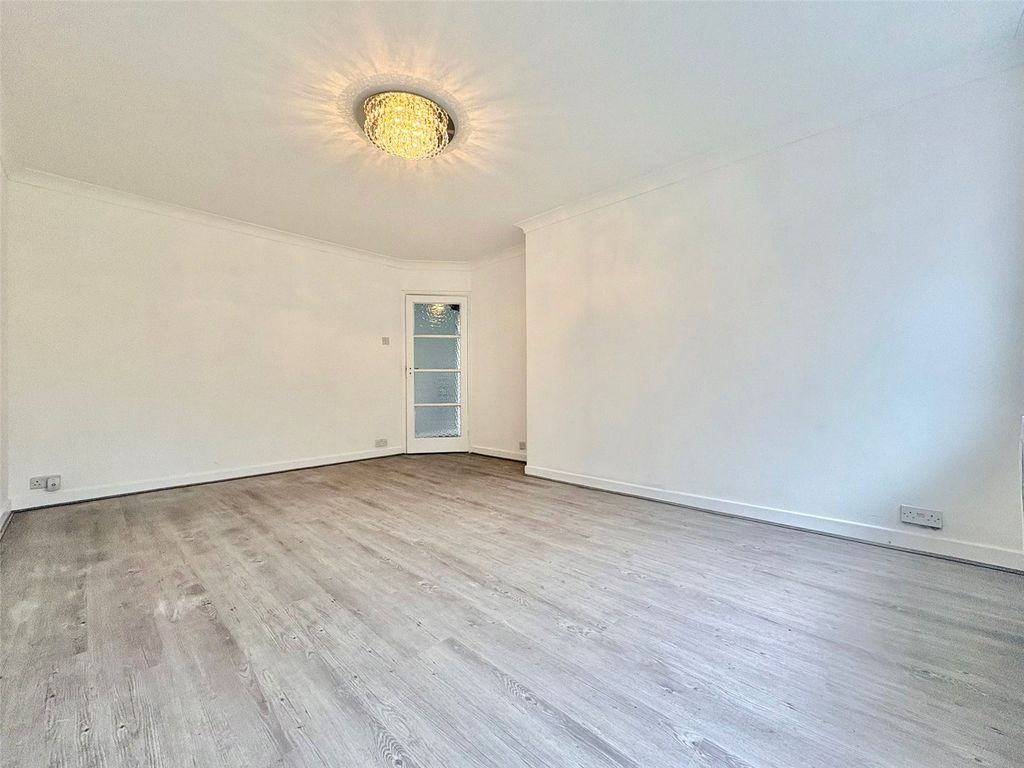 Property photo 2 of 11 Reception Room