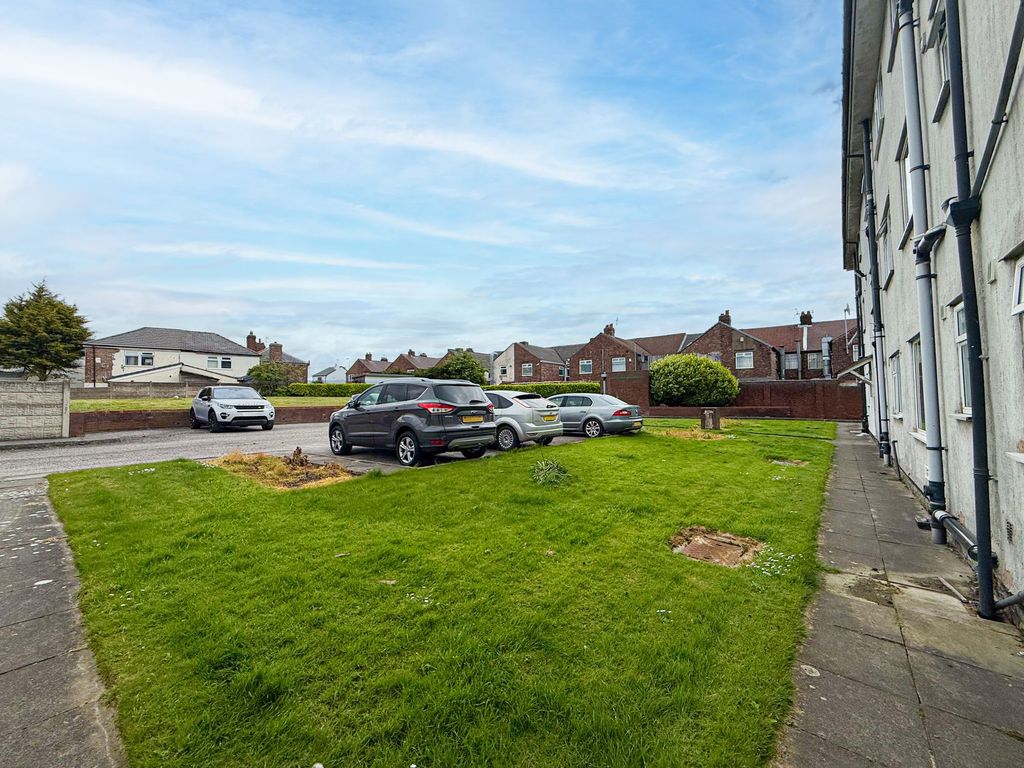 Property photo 3 of 11