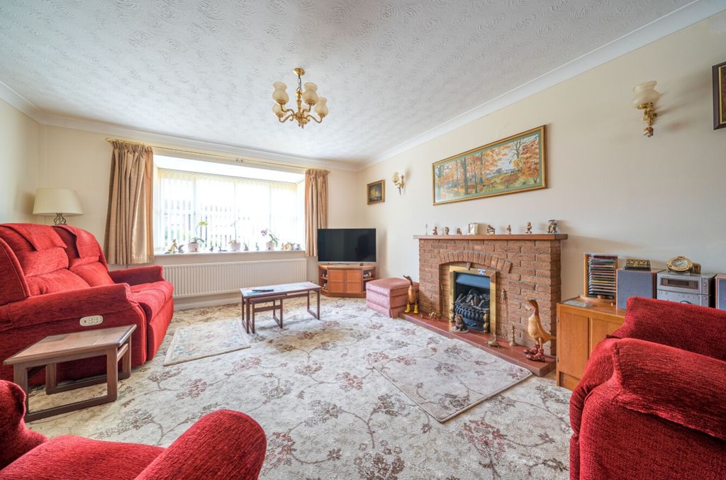 Property photo 2 of 22 1464696 (11)