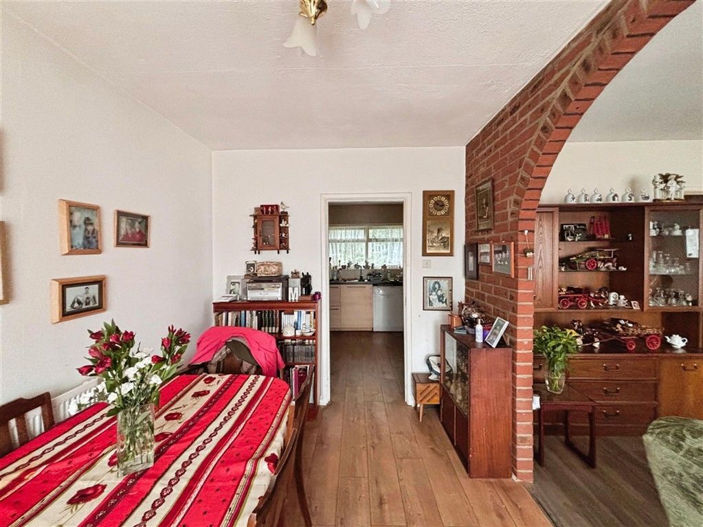 Property photo 3 of 8 Dining Room