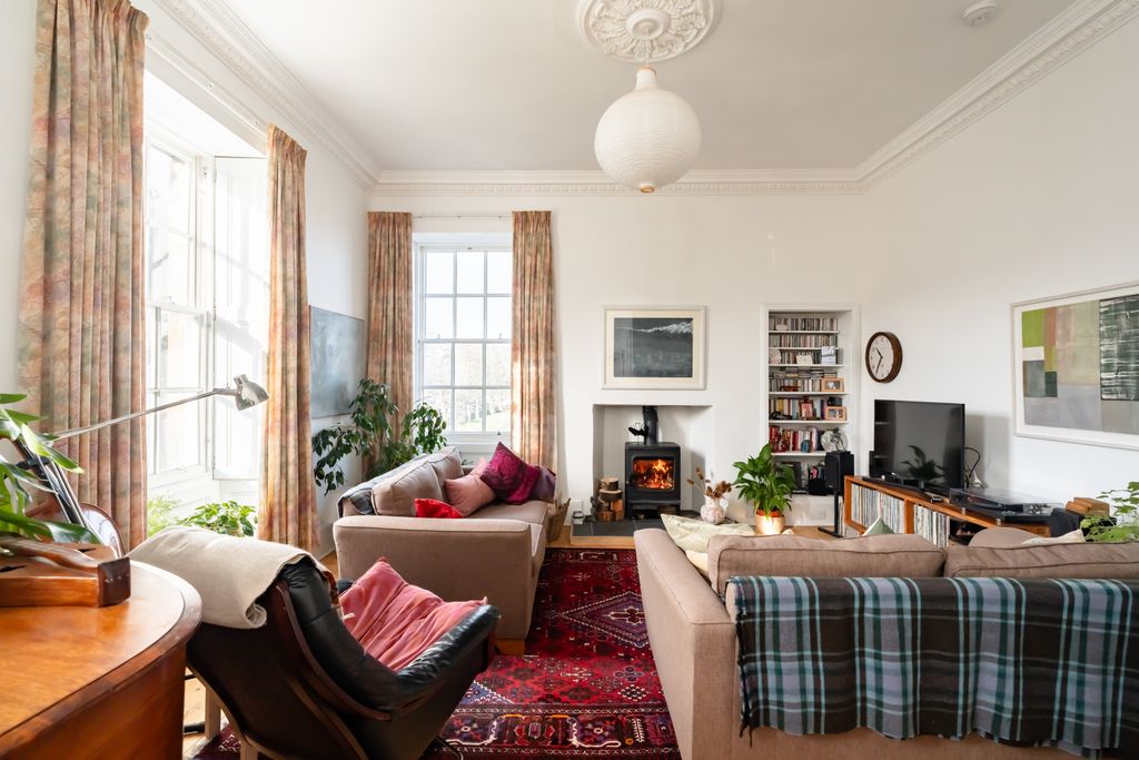 Property photo 3 of 39 Property Image 3