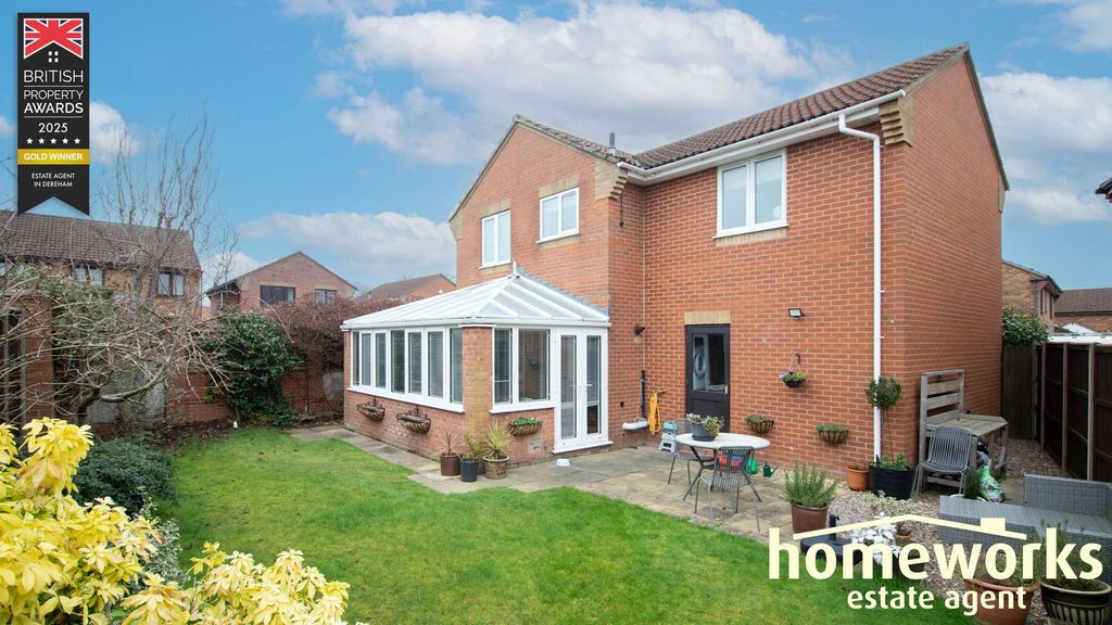 Property photo 2 of 17