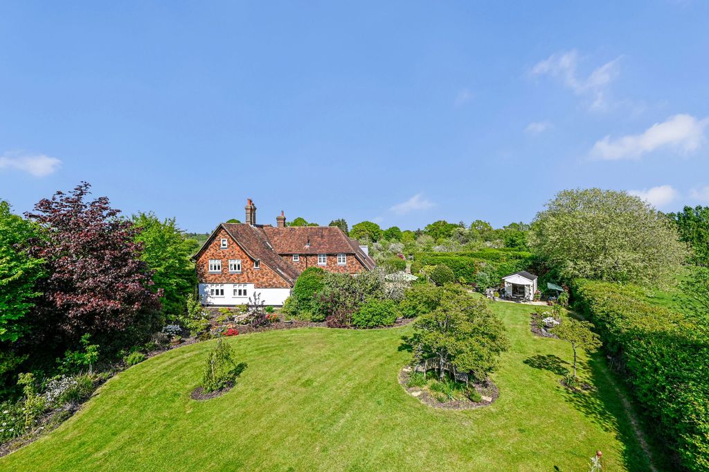 Property photo 2 of 32