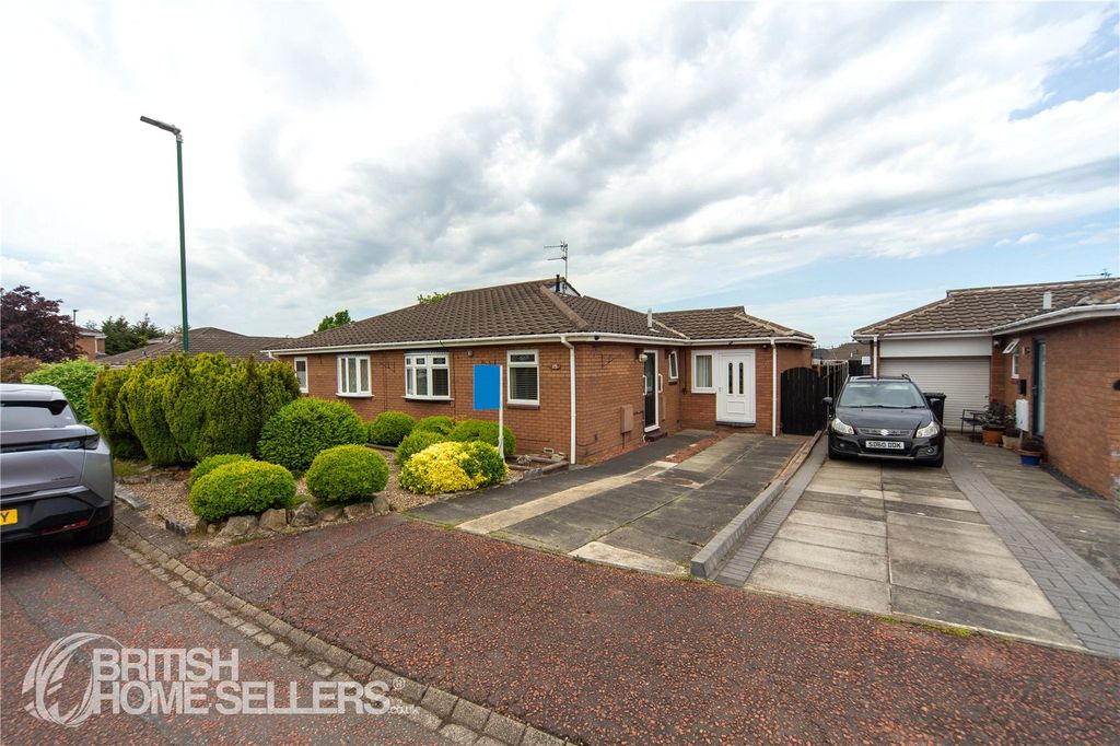 Property photo 2 of 23 Picture No. 25