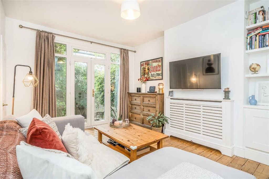 Property photo 2 of 7