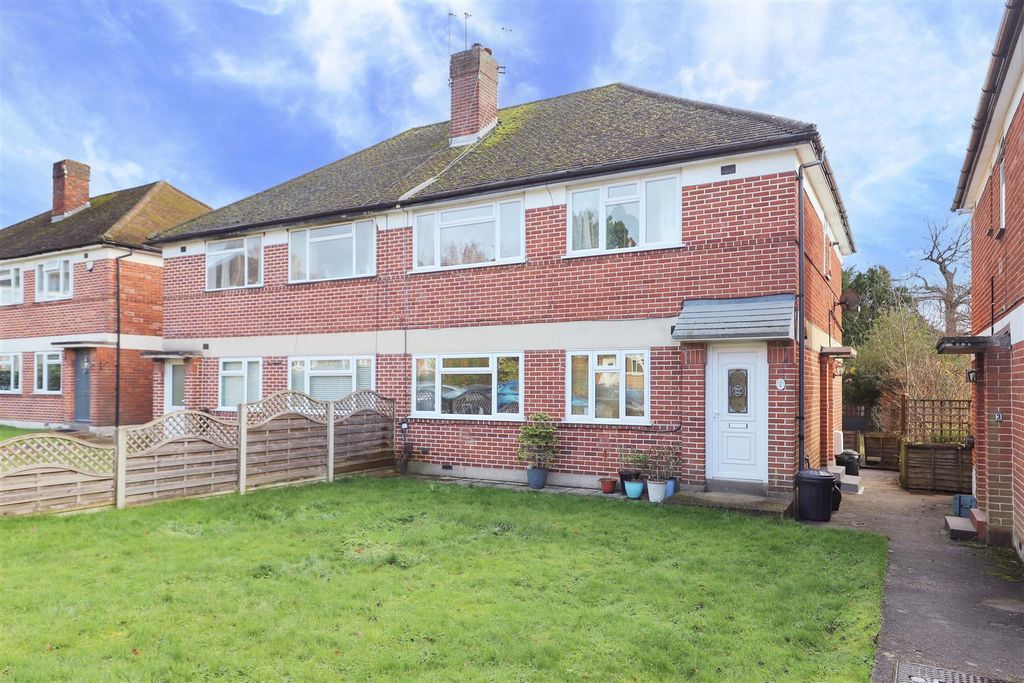 Property photo 1 of 9