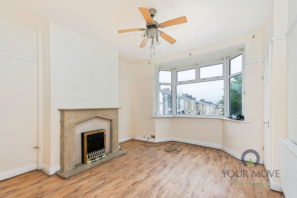 Property photo 2 of 8 Pbox-Img.Jpg