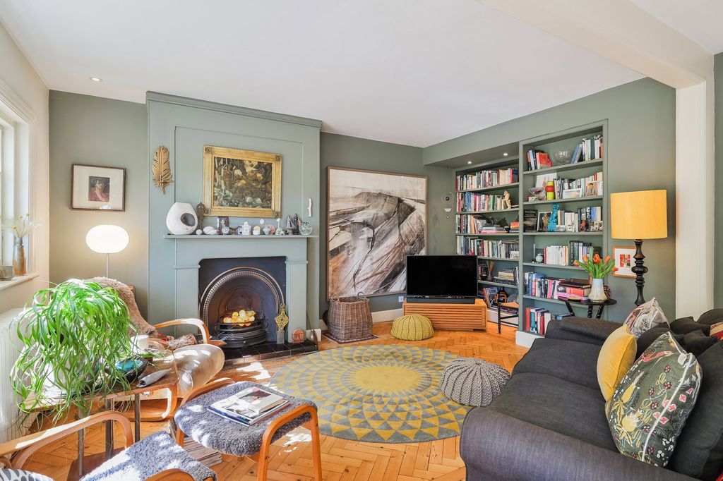 Additional image 7 of 5 bed semi-detached house for saleBluehouse Lane, Oxted RH8