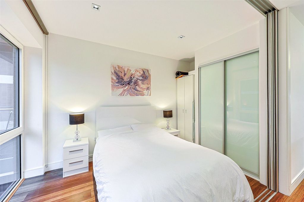 Property photo 1 of 16 Picture No. 09