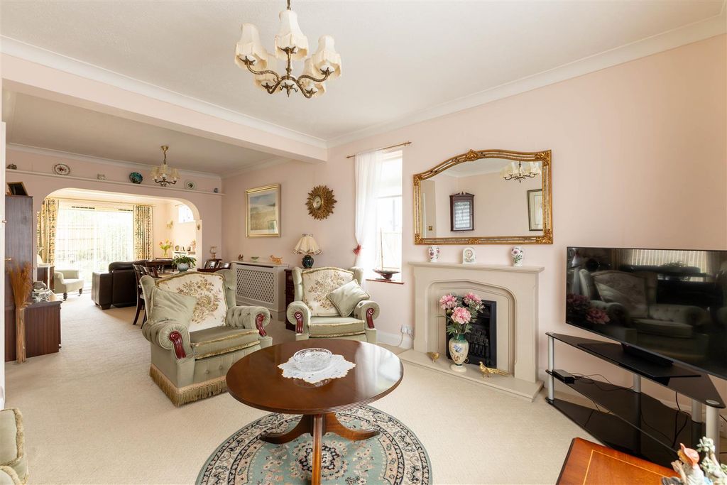 Property photo 2 of 22 Img_0951.Jpg