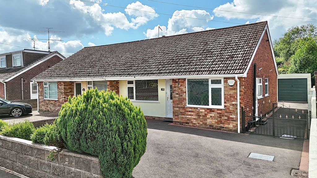 Property photo 1 of 27