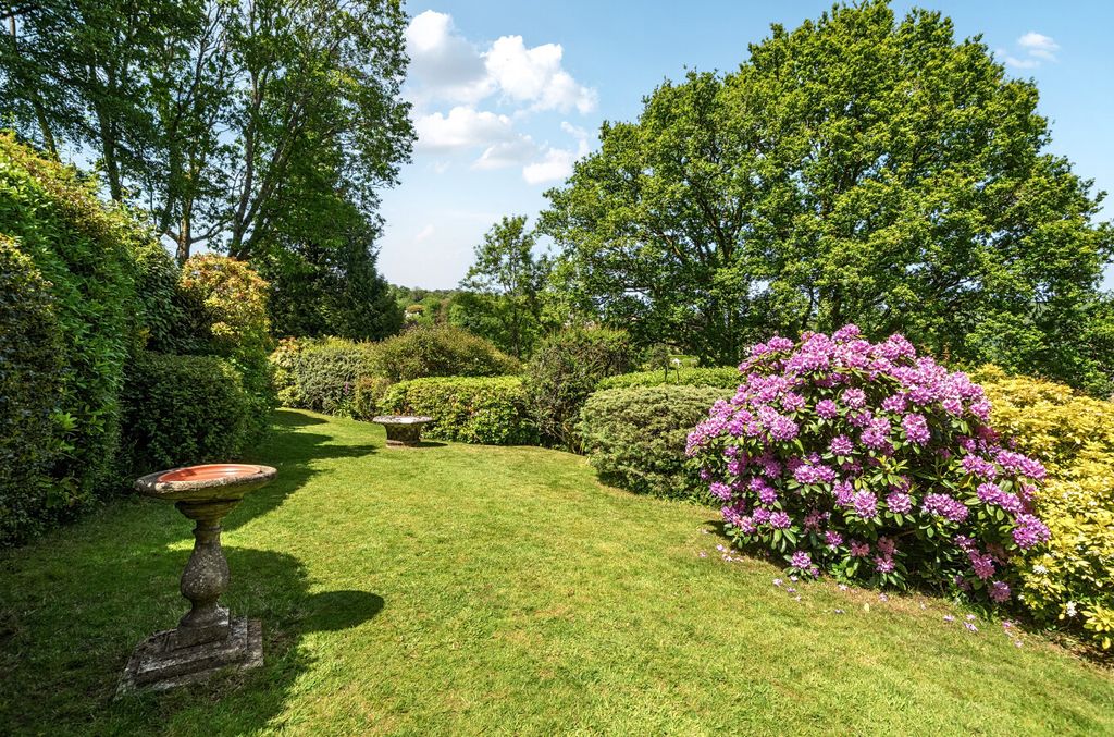Property photo 3 of 22 Garden