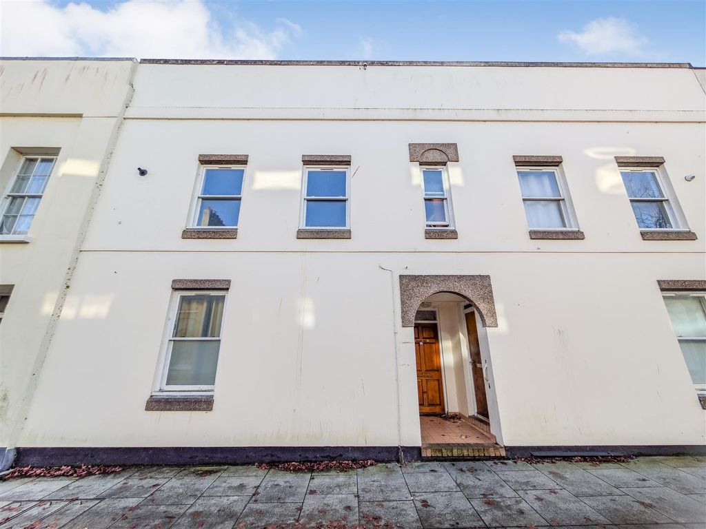 Property photo 1 of 14 40A Adelaide Street Stonehouse, Plymouth Pl1 3Jf |