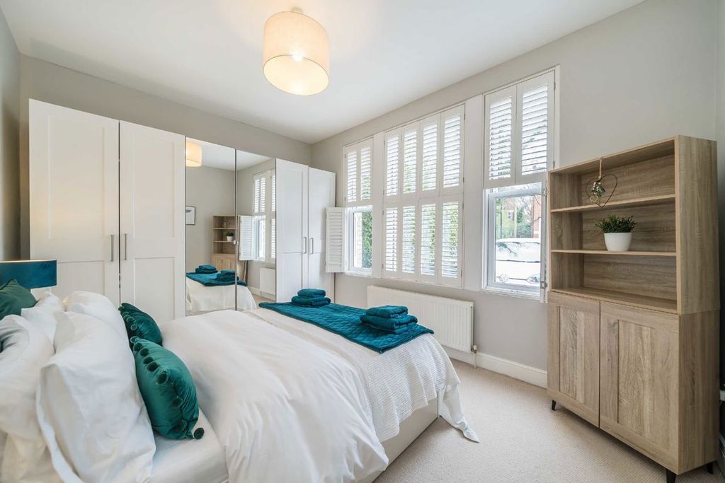 Property photo 3 of 8