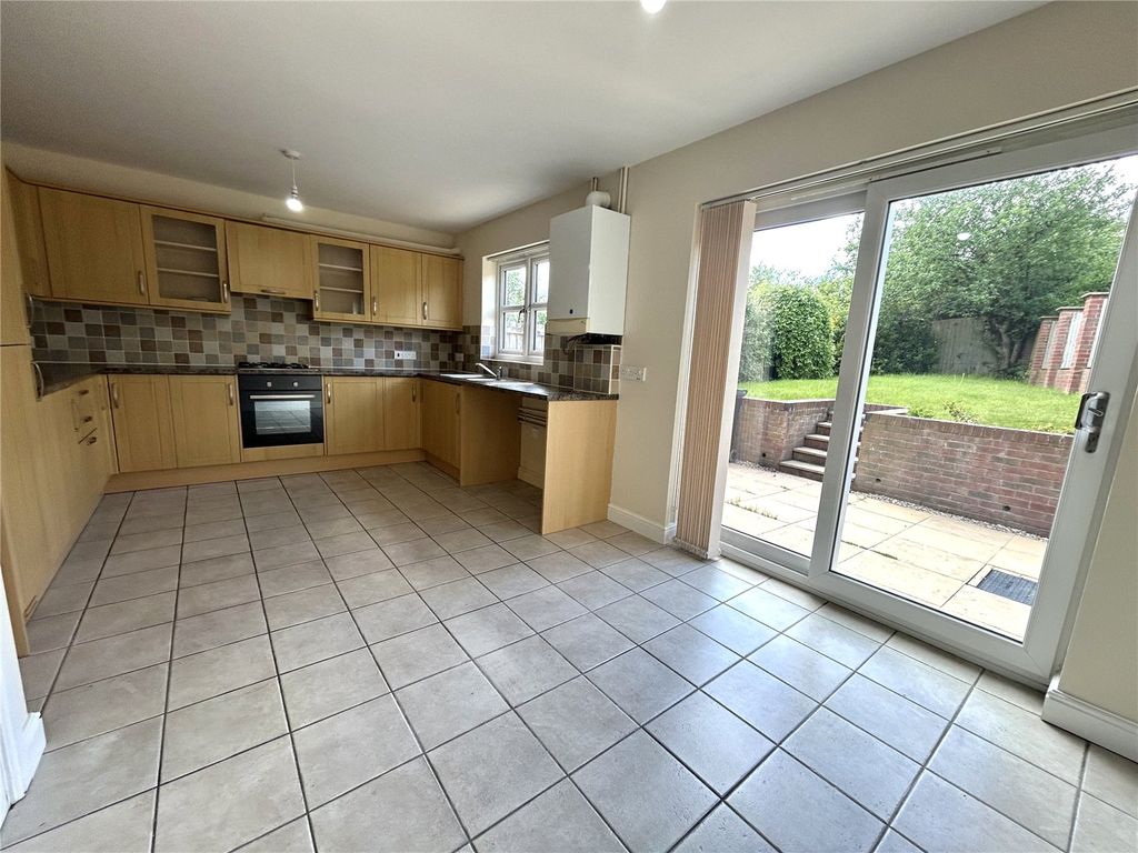 Property photo 2 of 16 Picture No. 31