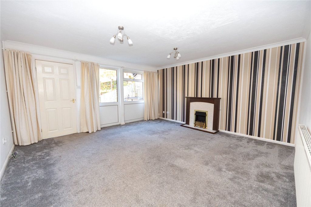 Property photo 3 of 21 Picture No. 07