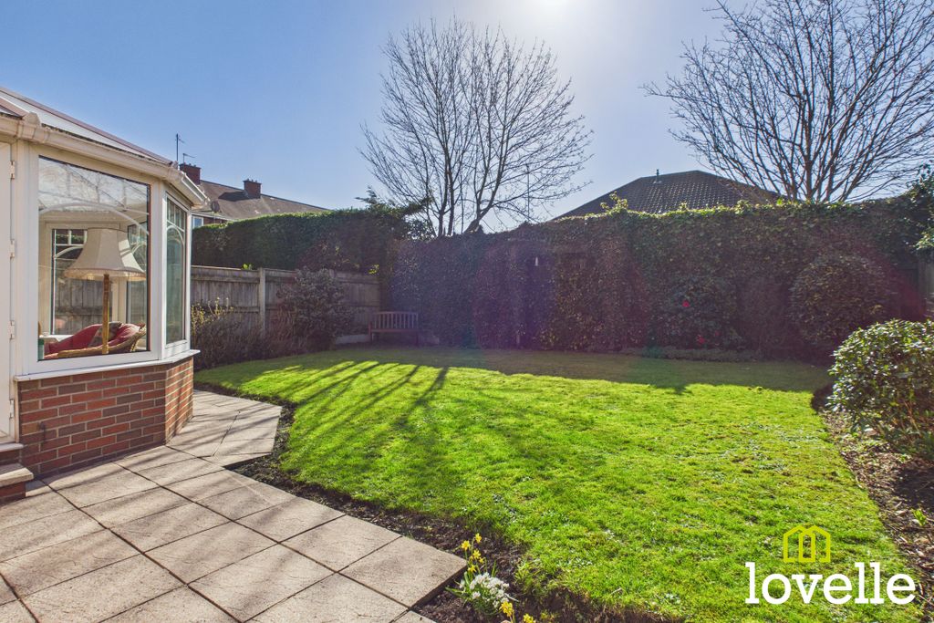 Property photo 2 of 26