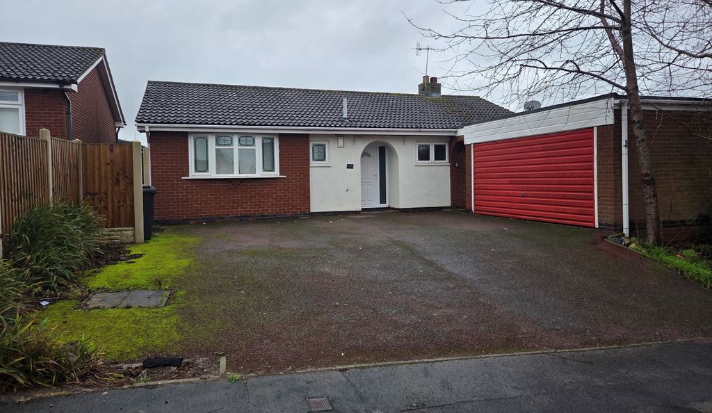 Property photo 1 of 32