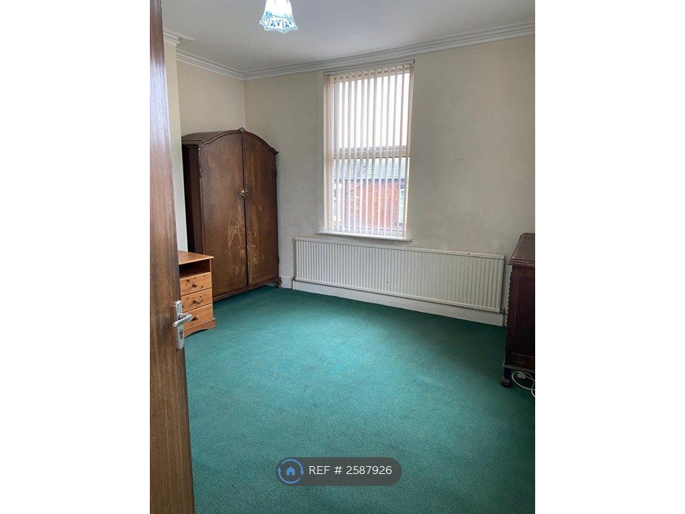 Property photo 3 of 11