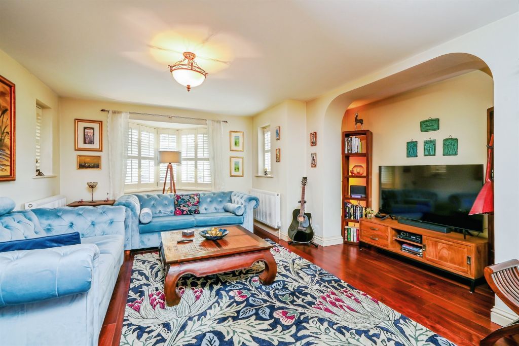 Property photo 3 of 20