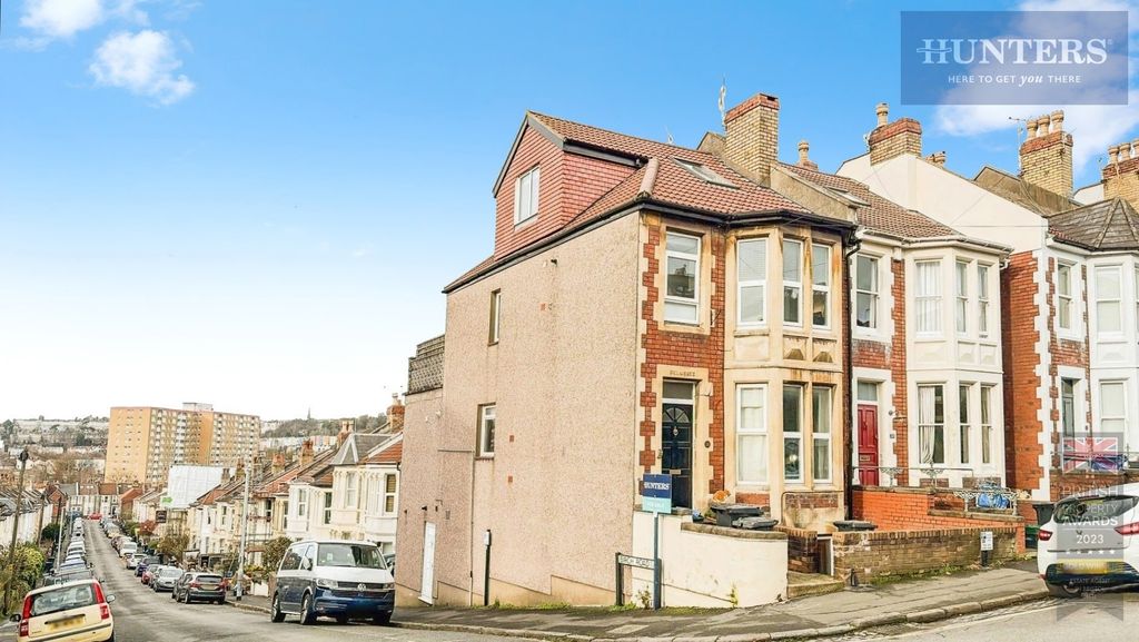 Property photo 2 of 17 Pbox-Img.Jpg