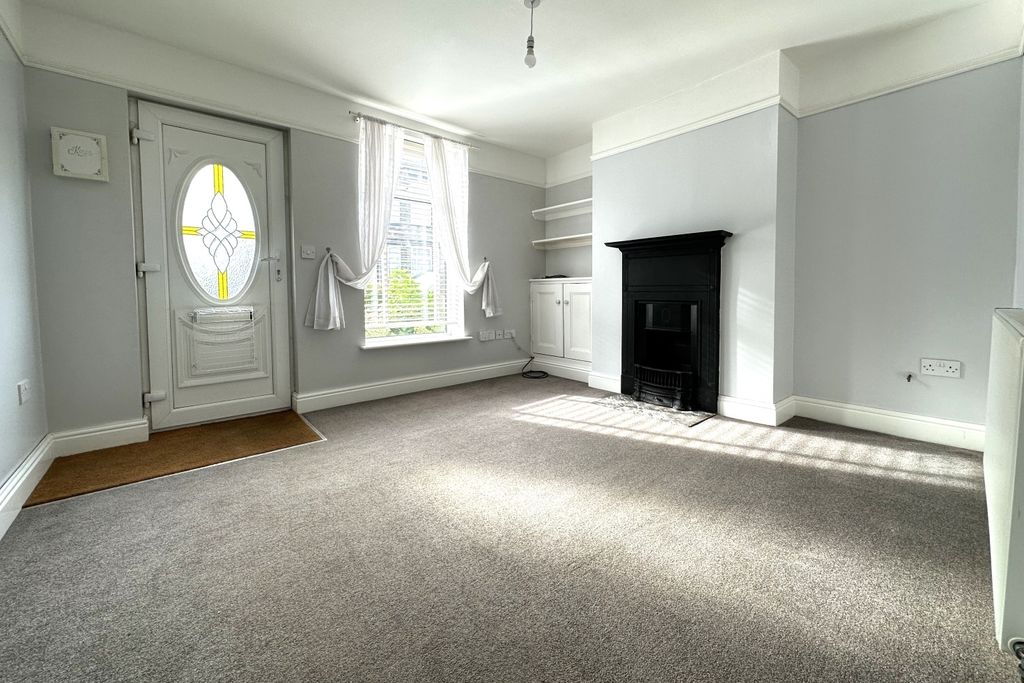 Property photo 2 of 10 Gallery