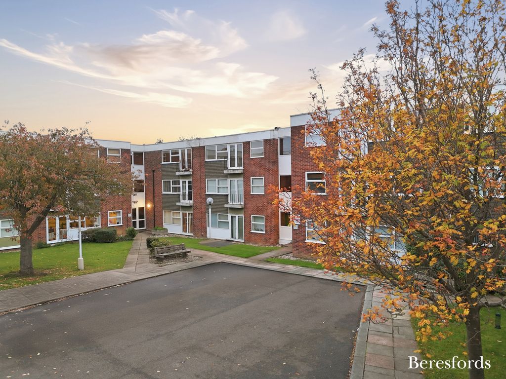 Property photo 1 of 13 Front