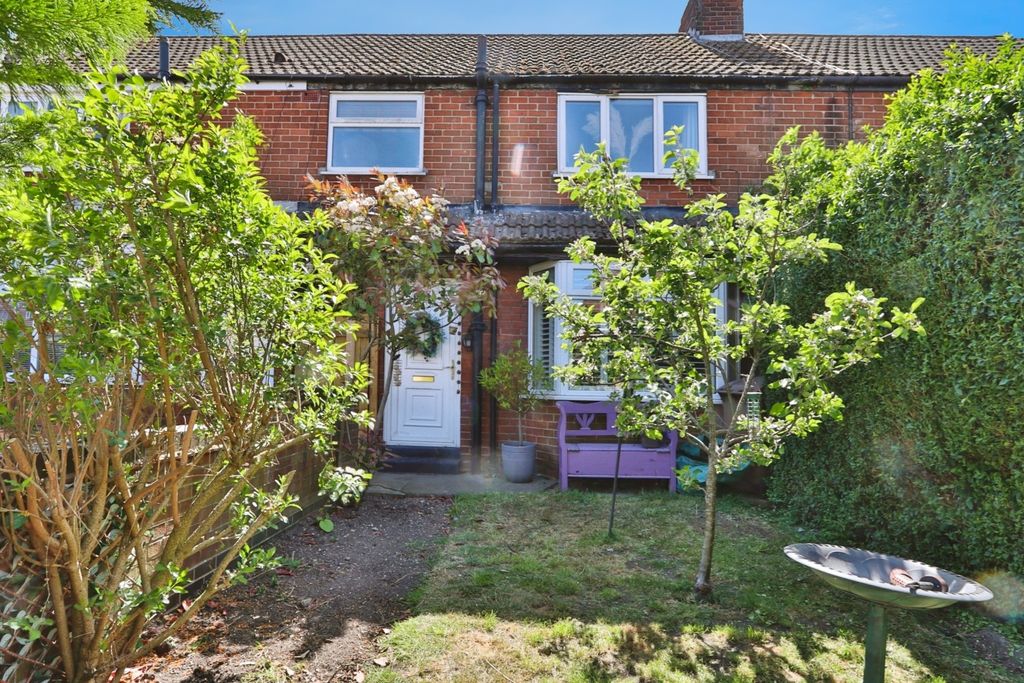 Property photo 1 of 11 4218210