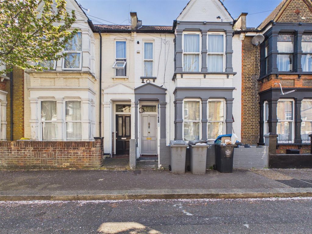 Property photo 1 of 8 Cam04419G0-Pr0071-Still001.Jpg