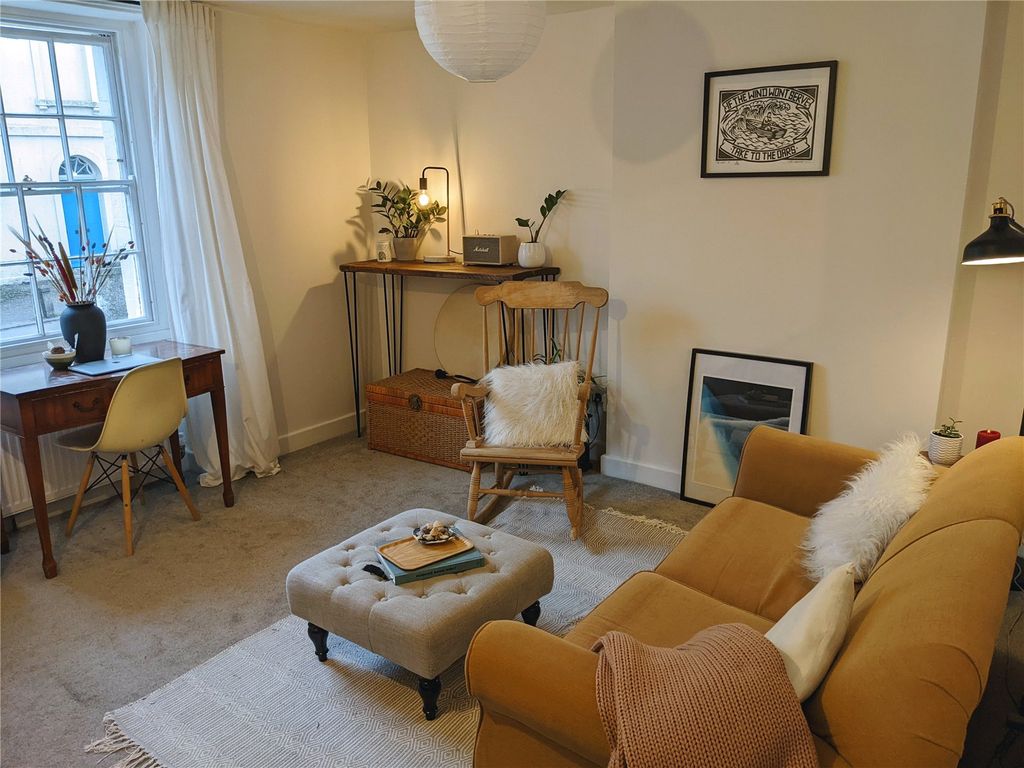 Property photo 3 of 24 Picture No. 28