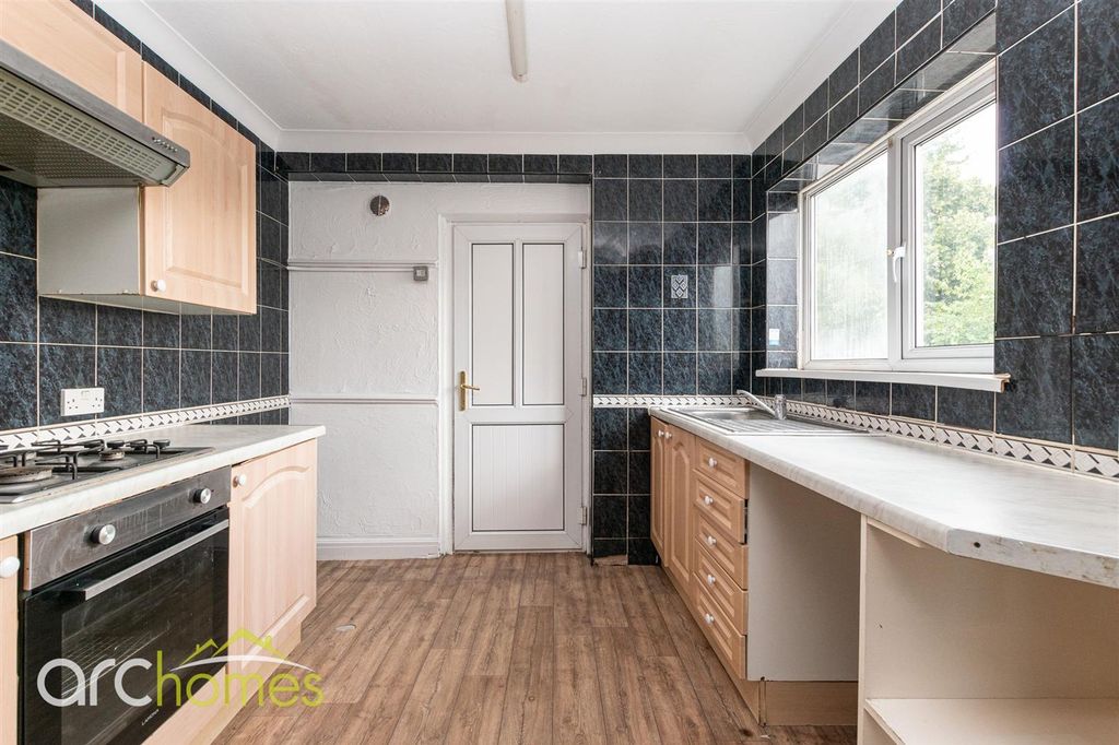 Property photo 3 of 14 Kirkhall-7.Jpg