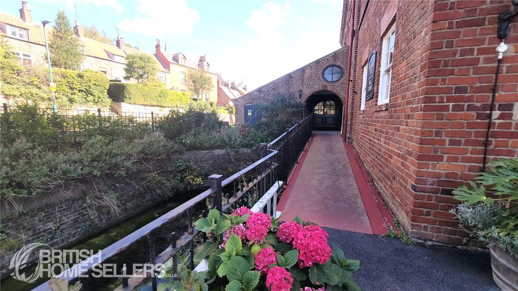 Property photo 2 of 13 Picture No. 09