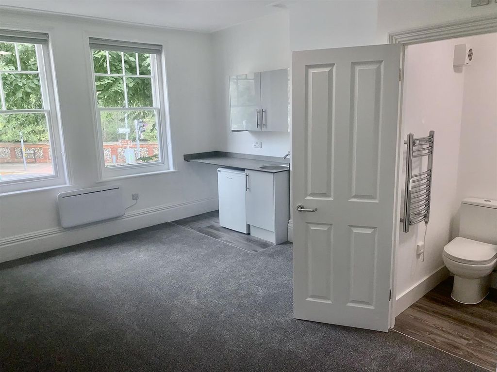 Property photo 3 of 6 Img_5458.Jpeg