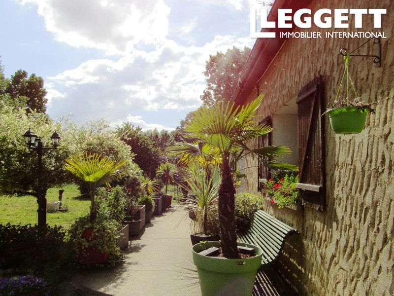 Property photo 2 of 10