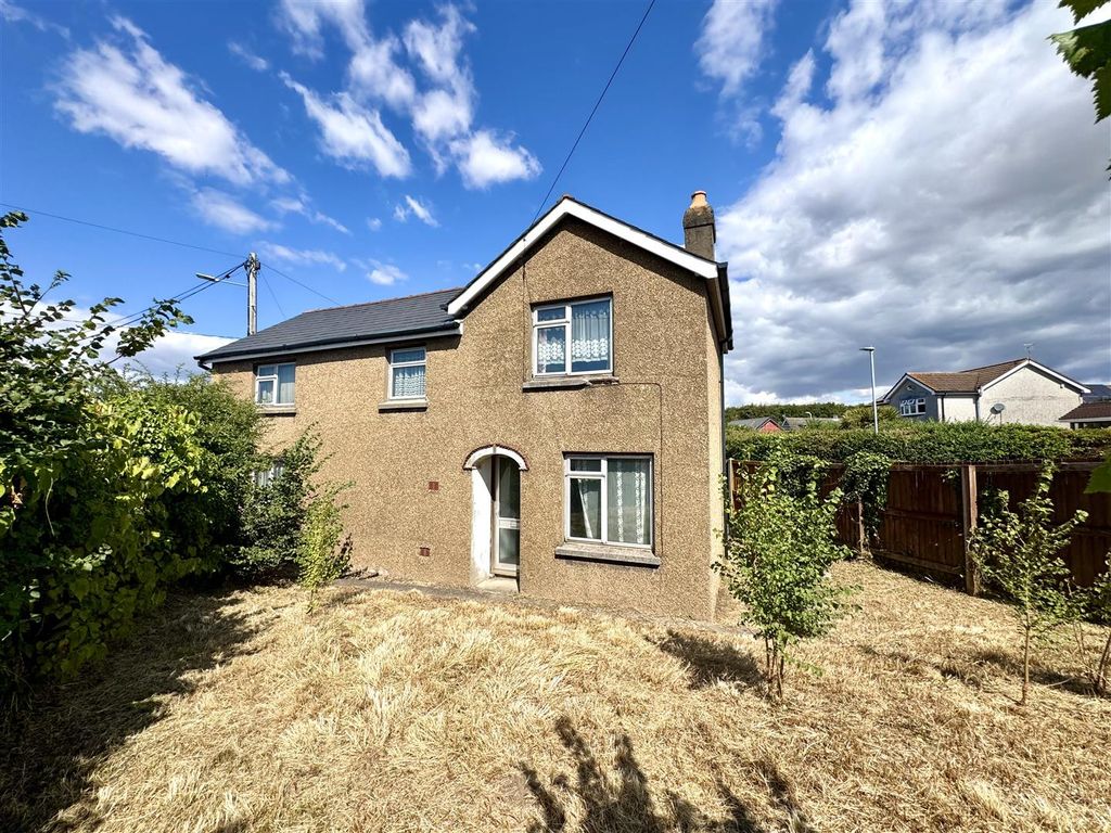 Property photo 1 of 26 Ground Floor