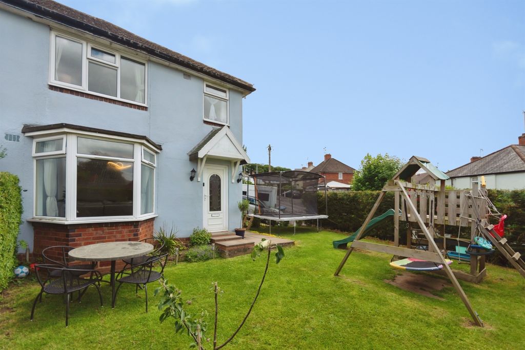 Property photo 1 of 20
