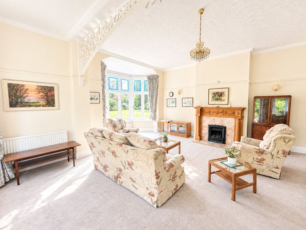 Property photo 3 of 19 Picture No. 31