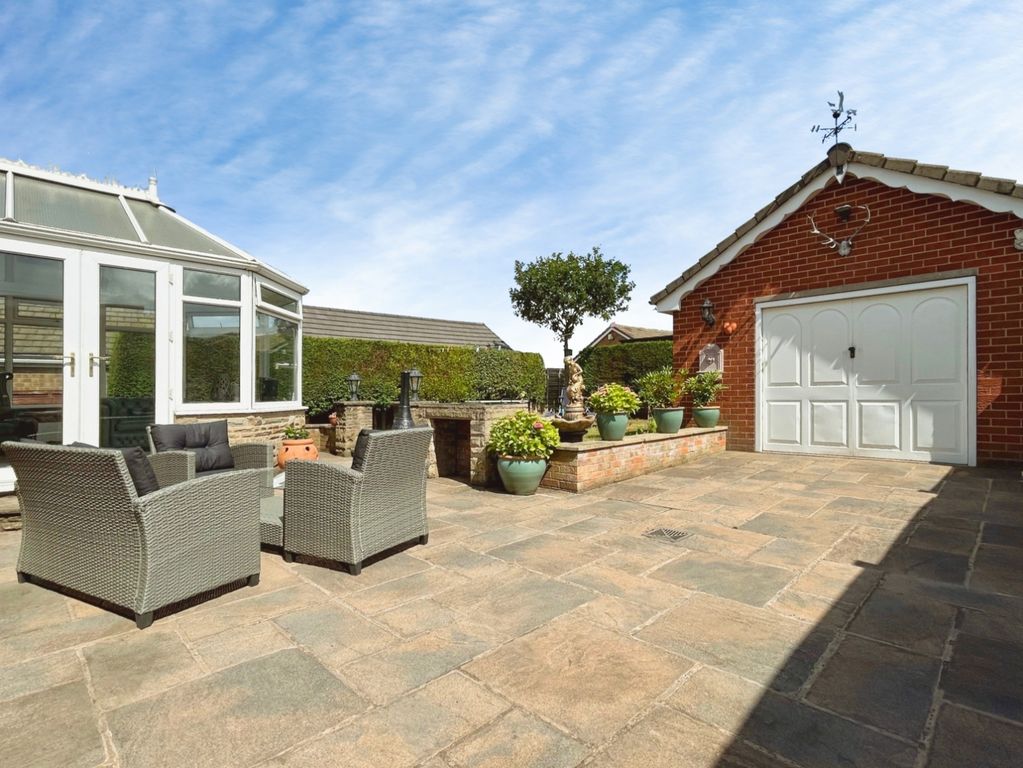 Property photo 2 of 31 Pbox-Img.Jpg