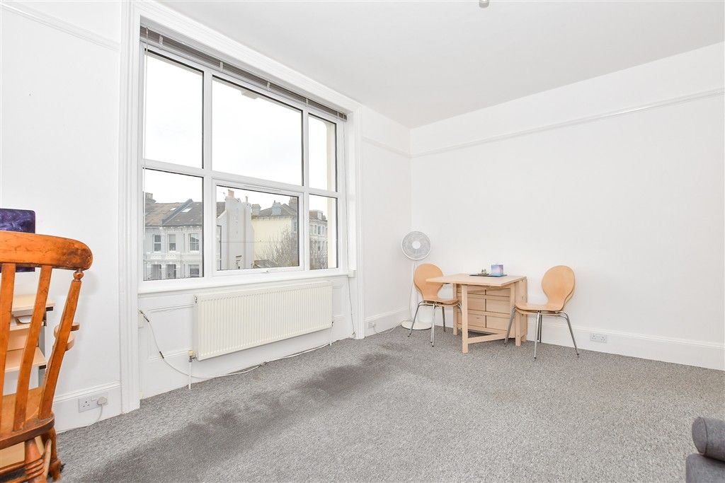 Property photo 1 of 8 Lounge/Diner